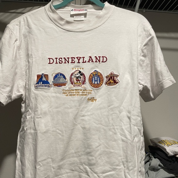 Disneyland Embroidered Shirt | 90’s Vintage, 100% Cotton, Disney | Size S/M - Picture 1 of 4